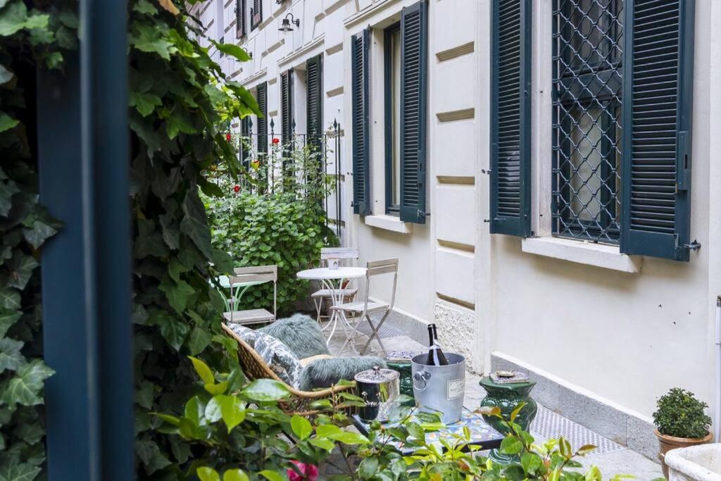 Luxury Bohemian Suite With Private Garden In Milán Exterior foto