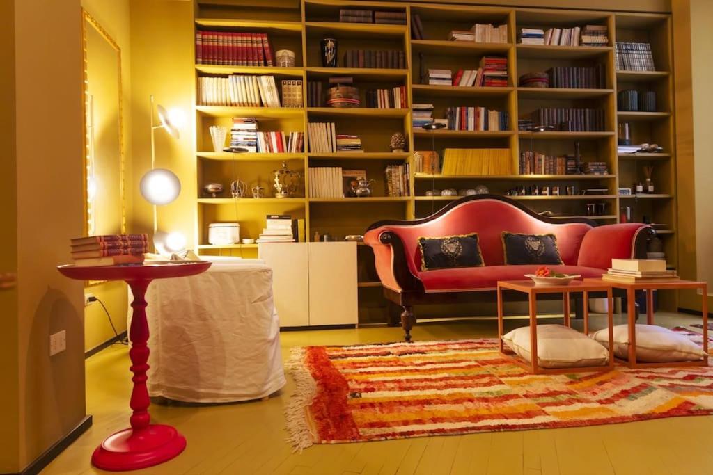 Luxury Bohemian Suite With Private Garden In Milán Exterior foto